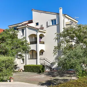  Apartment Melia